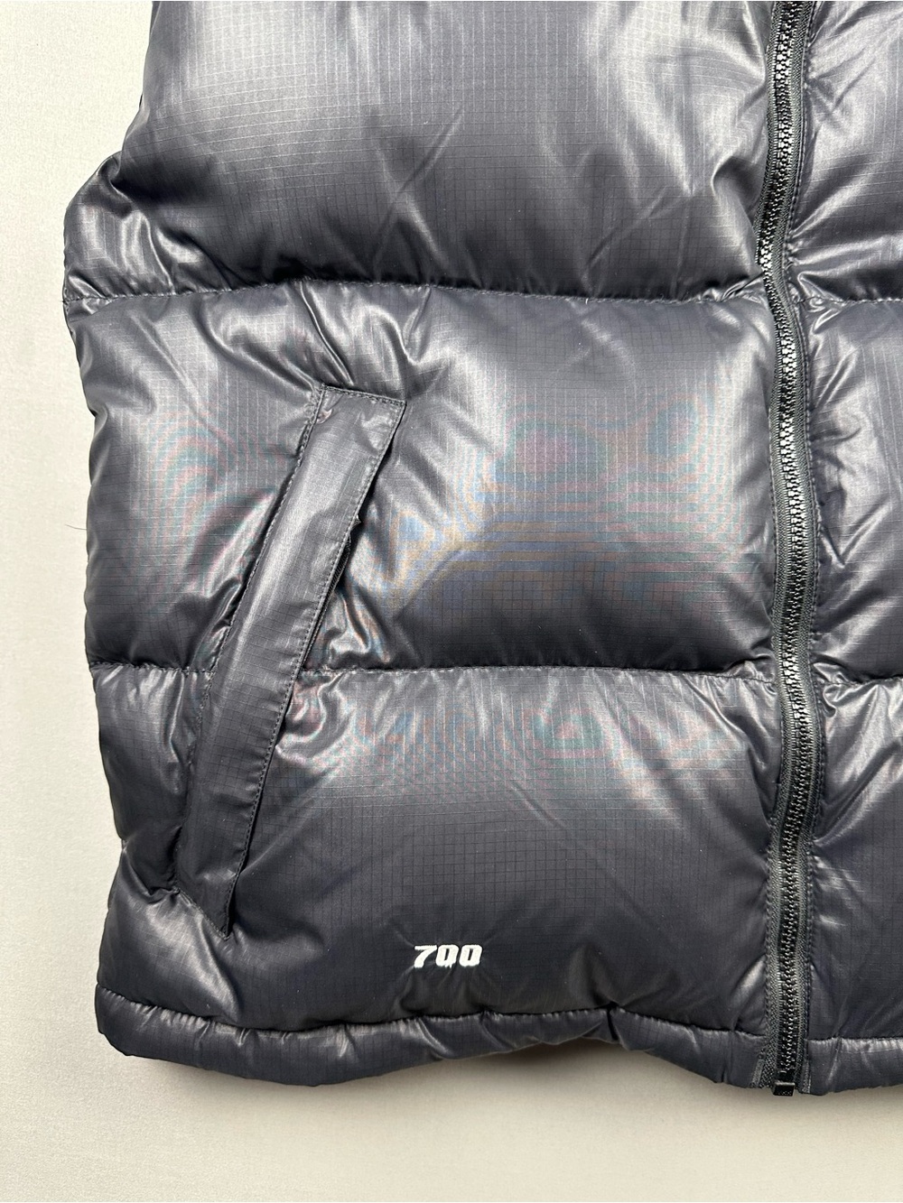 VINTAGE The North Face 1996 Retro Nuptse Vest, 700-Fill Goose Down - Women Large - Picture 7 of 14